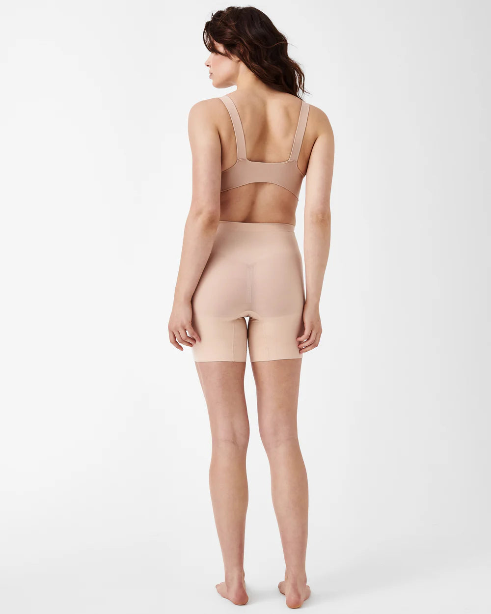 Spanx: Spanxculpt Seamless Power Mid-Thigh Short in Oat (10397R)