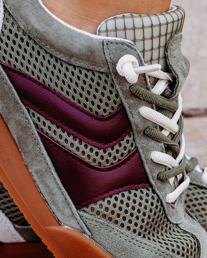Steve Madden: Verdict Tennis Shoe in Olive/Burgundy (VERD04S139A100)
