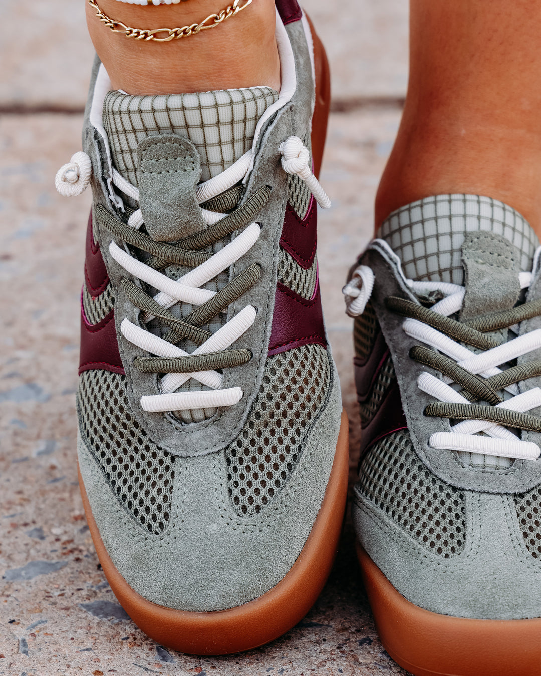 Steve Madden: Verdict Tennis Shoe in Olive/Burgundy (VERD04S139A100)
