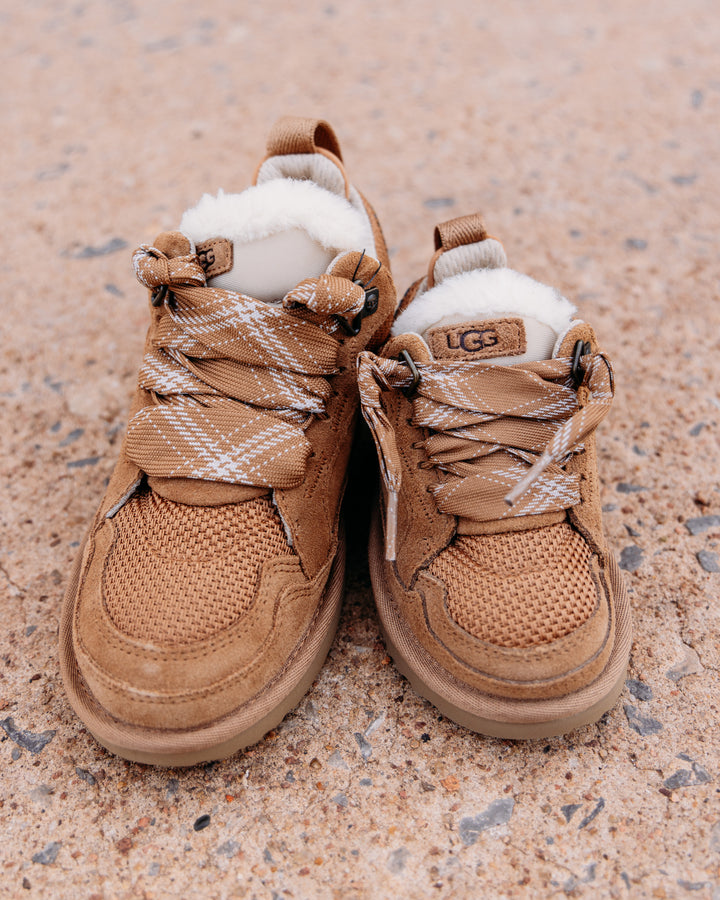 UGG: Children's Lowmel in Chestnut