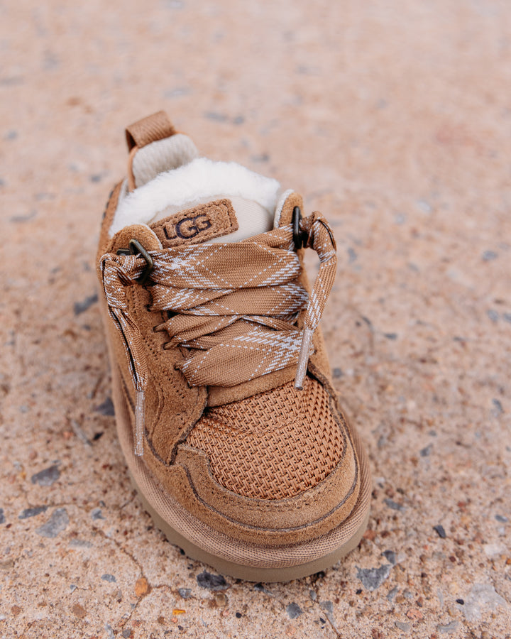 UGG: Children's Lowmel in Chestnut
