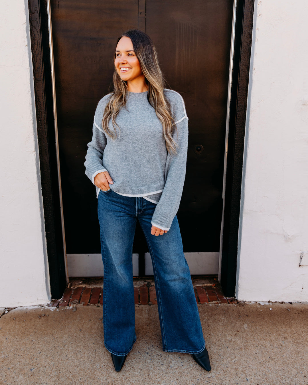 Liverpool: Long Sleeve Crewneck Sweater With Cream Tulip Hem in Light Heather Grey Cream