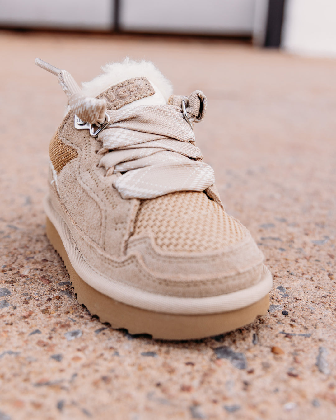UGG: Children's Lowmel in Sand