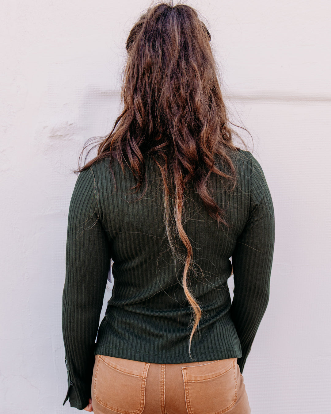 Liverpool: Long Sleeve Scoop Neck Knit Top in Hunter Green