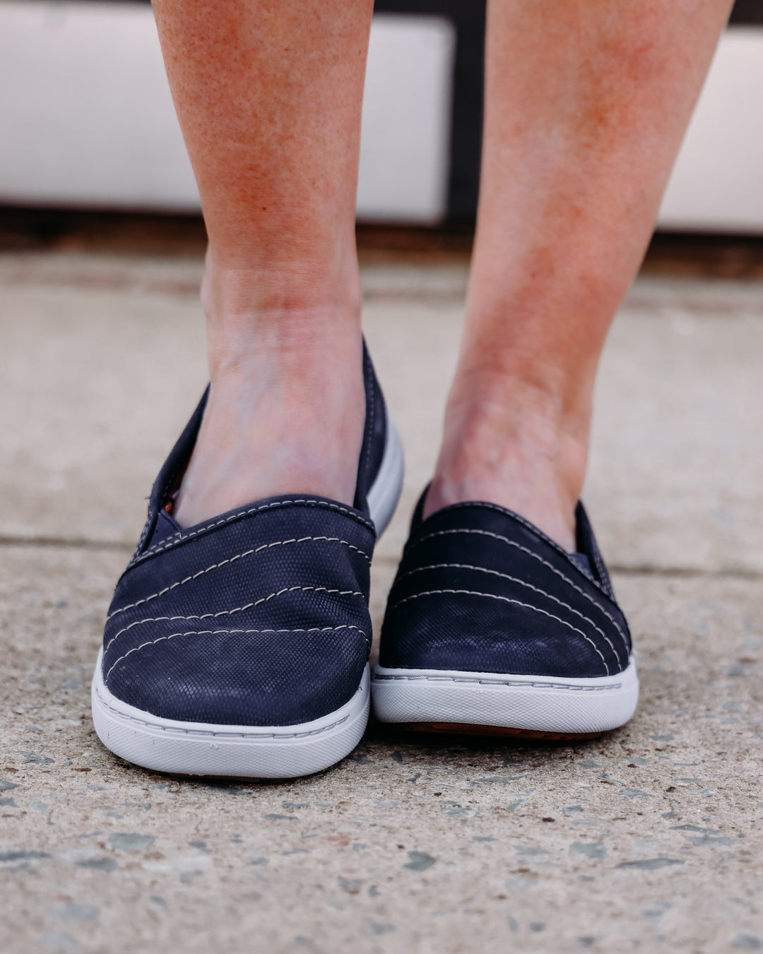 Clarks: Nalle Violet Navy Leather - The Vogue Boutique