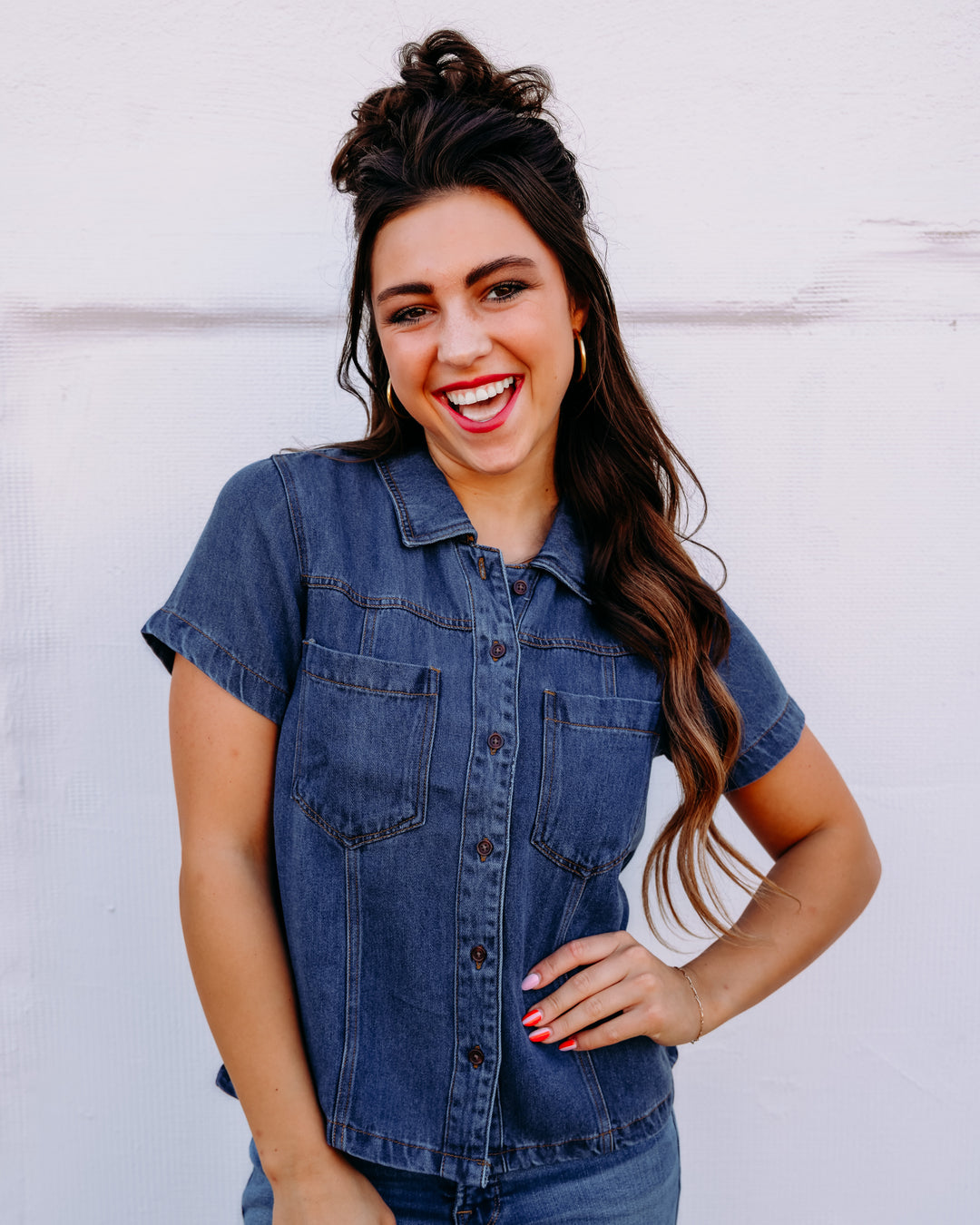 Thread & Supply: Sutton Short Sleeve Shirt in Denim Wash