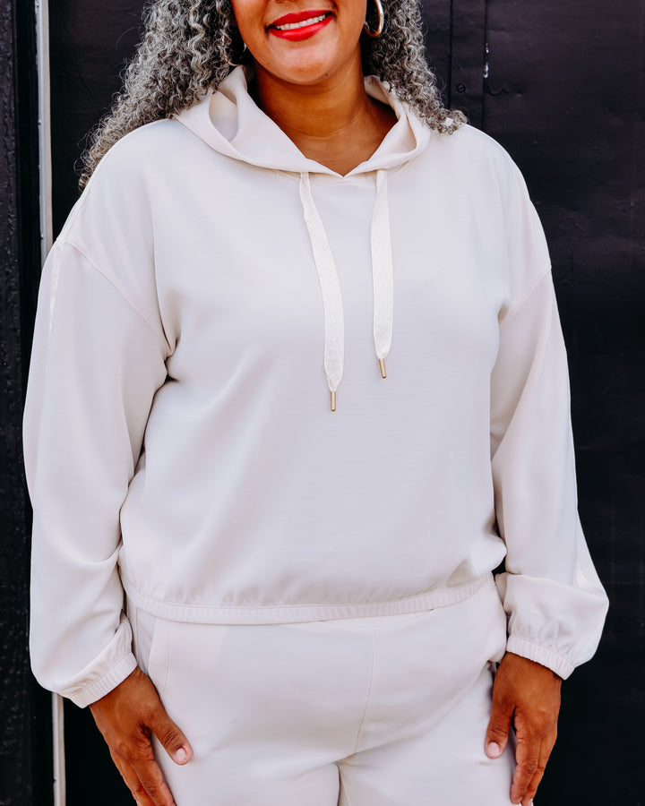 Esqualo: Sweater E-Monogram Modal in Bisuit (F2605509)