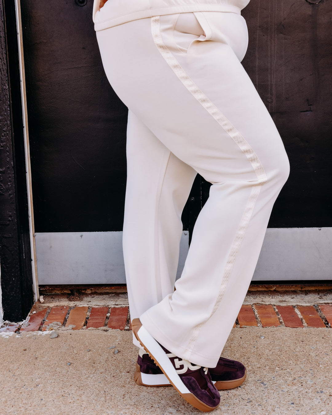 Esqualo: Trousers E-Monogram Modal in Bisuit (F2605510)