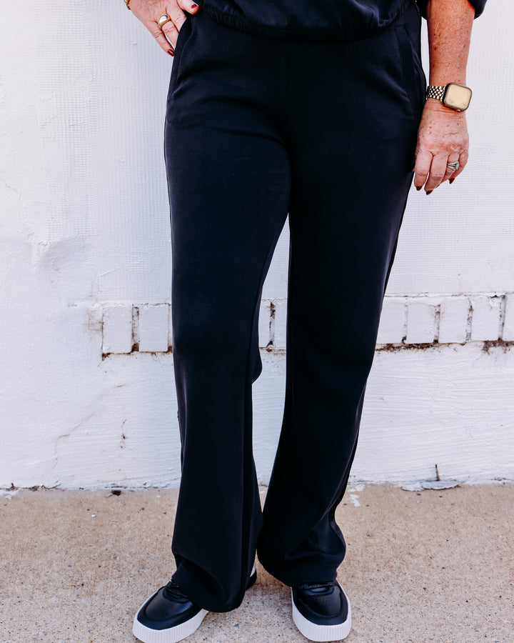 Esqualo: Trousers E-Monogram Modal in Black (F2605510)