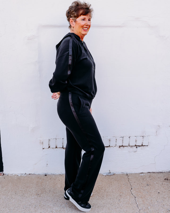Esqualo: Trousers E-Monogram Modal in Black (F2605510)