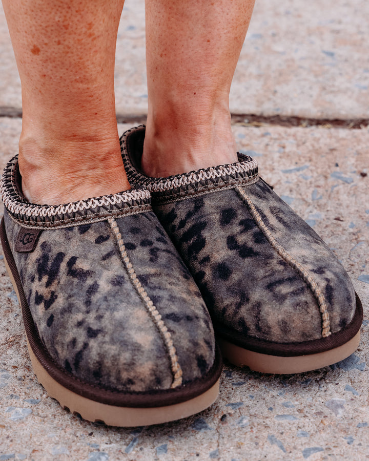 UGG: W Tasman Spotted in Chestnut