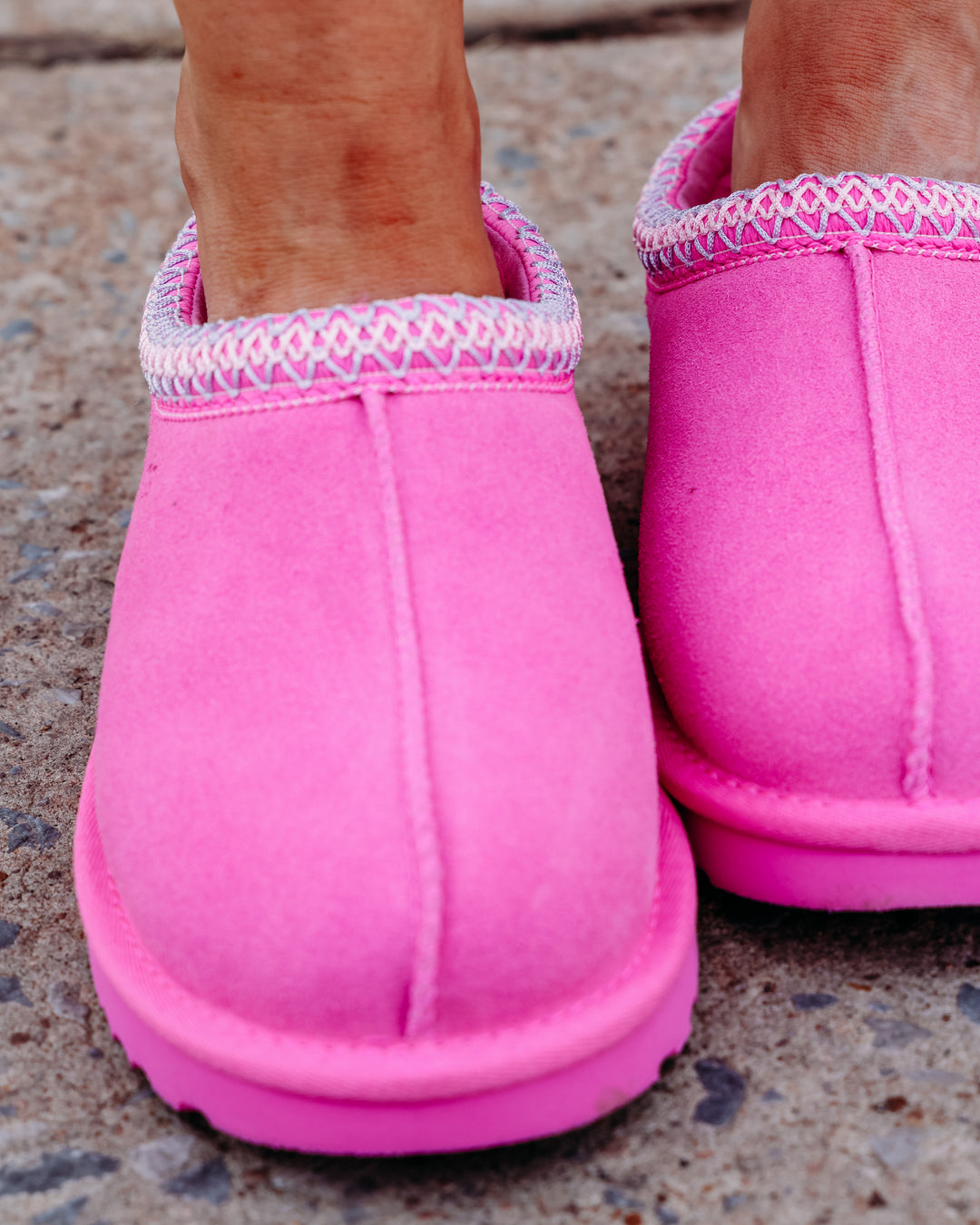 UGG: W Tasman II in Bright Fuchsia