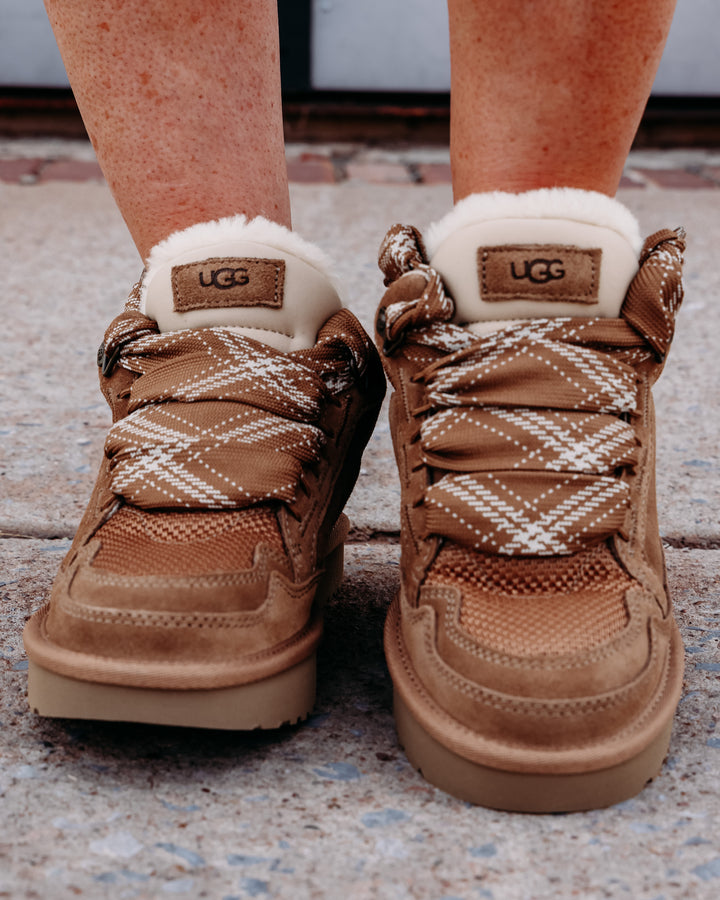 UGG: W Lowmel in Chestnut