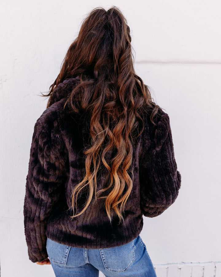 Liverpool: Collared Faux Fur Jacket in Black (LM1D25TR08)