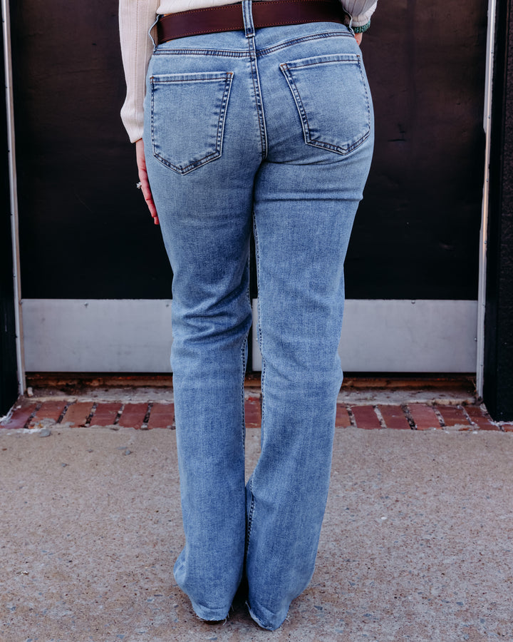 Kut: Kelly High Rise Fab AB Kick Flare Inset Leg in Legend
