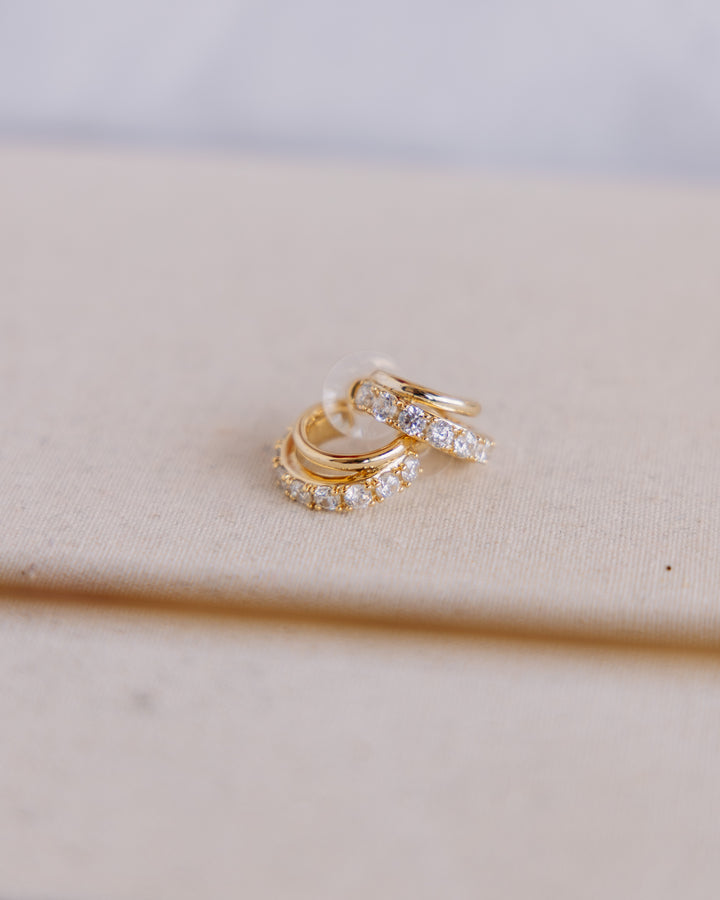 Kendra Scott: Livy Huggie Earrings in Gold