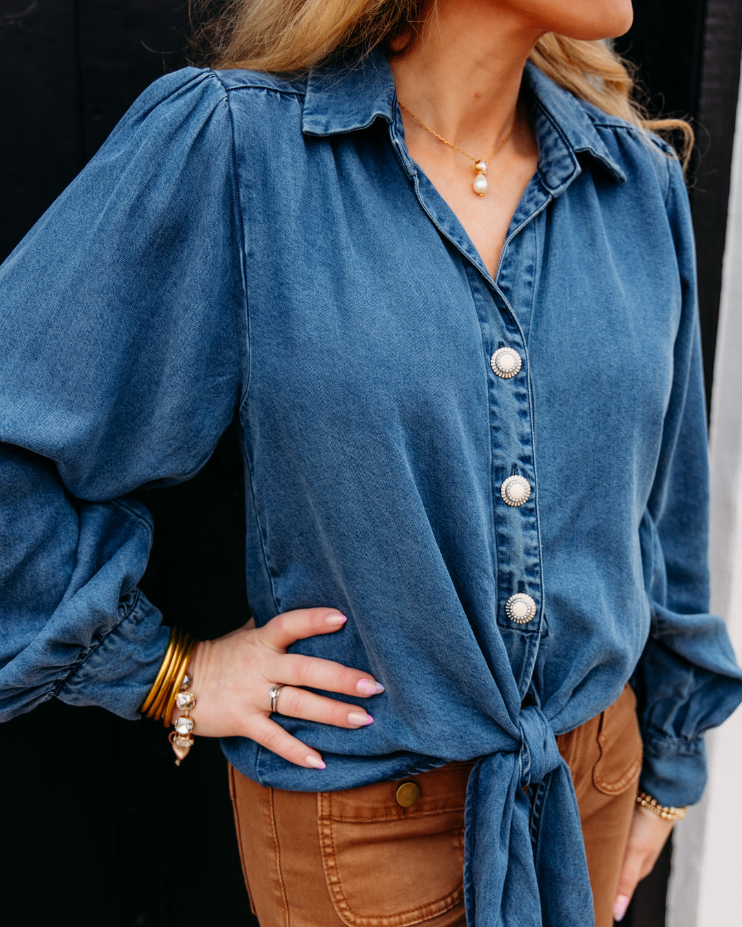 Karen Kane: Denim Tie Front Top in Medium Blue (3L62100)