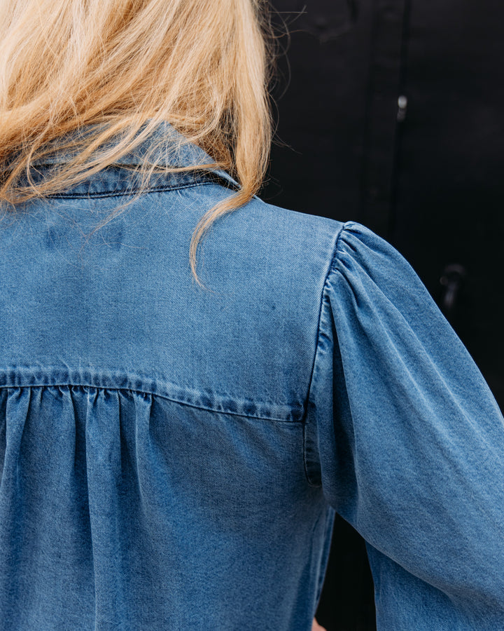 Karen Kane: Denim Tie Front Top in Medium Blue (3L62100)