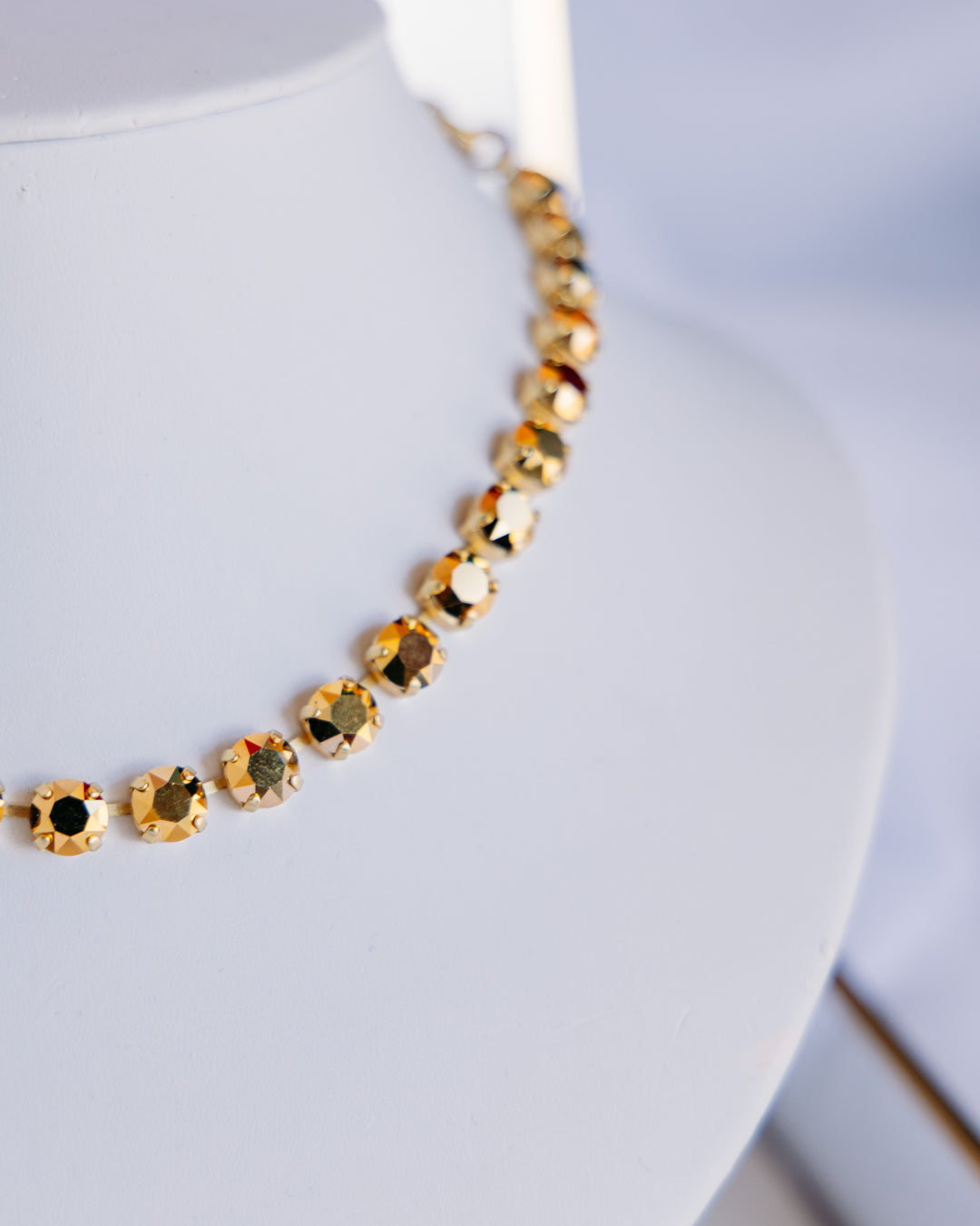 TOVA: (N5715AURUM) Oakland Necklace Aurum