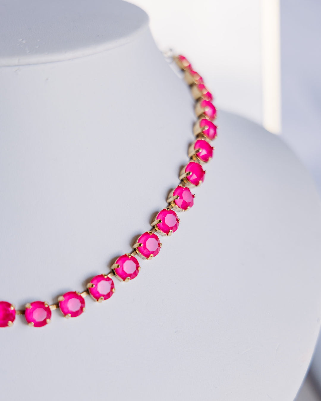 TOVA: (N5715UOR) Oakland Necklace Ultra Orchid