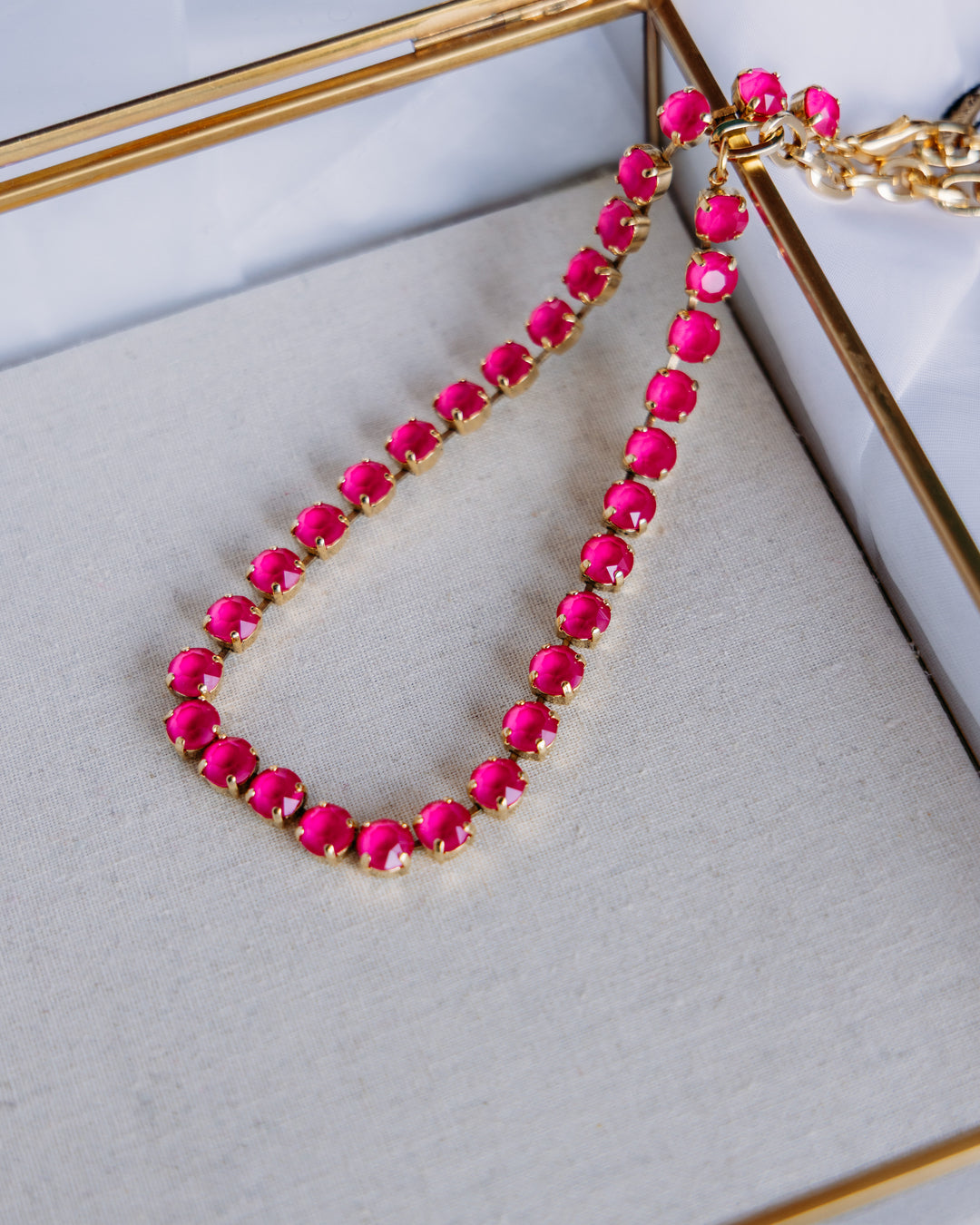 TOVA: (N5715UOR) Oakland Necklace Ultra Orchid