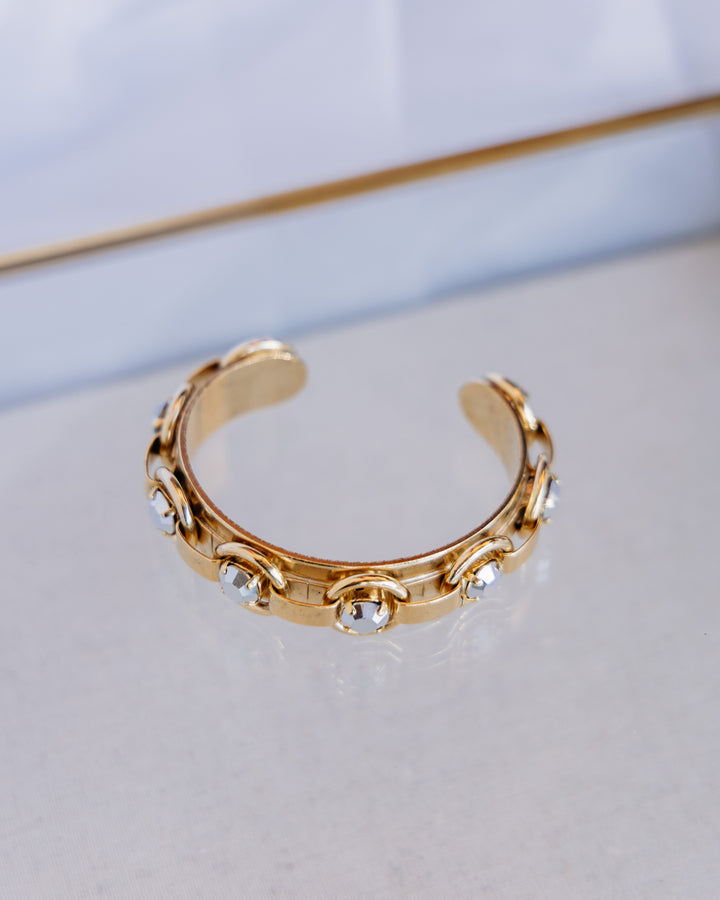 TOVA: (B5900G) Henley Cuff Gold