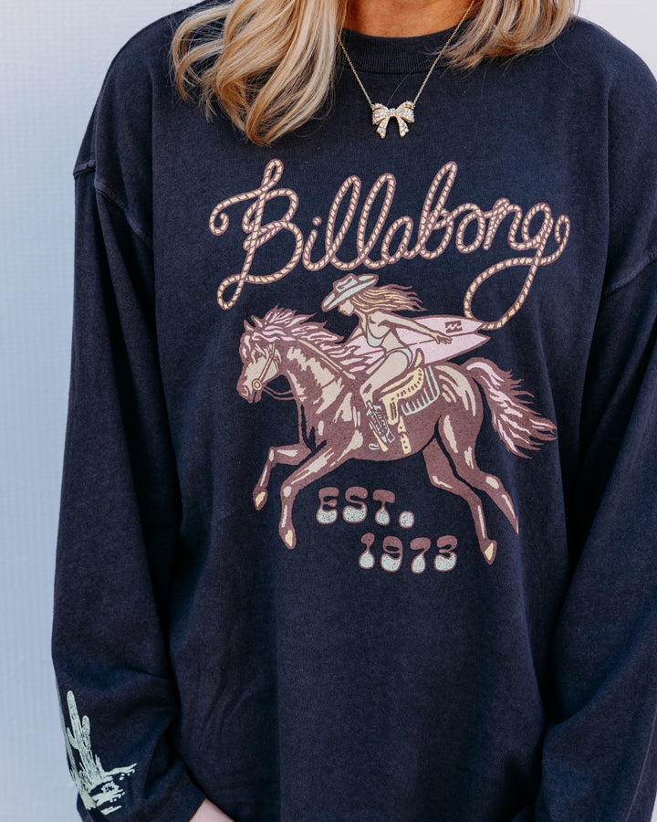 Billabong: Familiar Roads  Tee in Off Black (BL000882W)