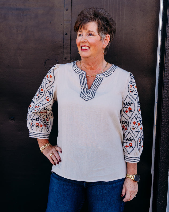 Multiples: 3/4 Puff Sleeve Notch Neck Band Collar Woven Top With Embroidery in Multi (M36206TM)
