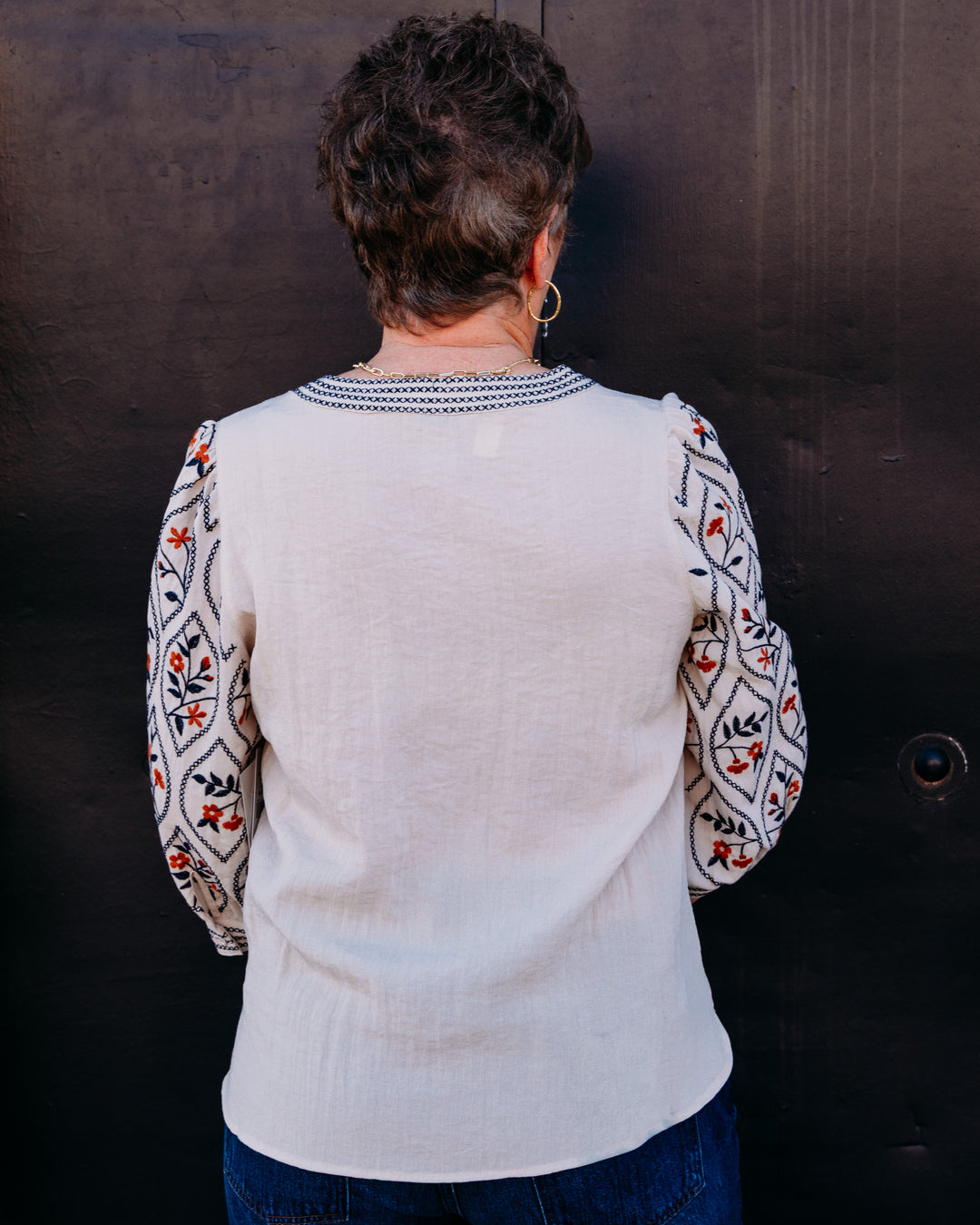 Multiples: 3/4 Puff Sleeve Notch Neck Band Collar Woven Top With Embroidery in Multi (M36206TM)