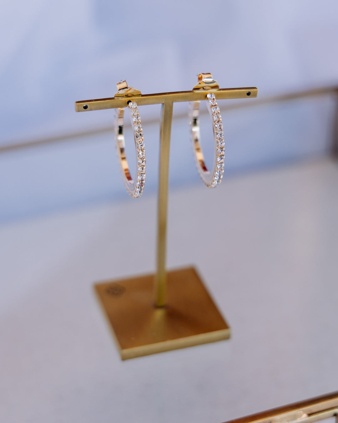 Tova: (E6034C) Slim Hoops in Clear
