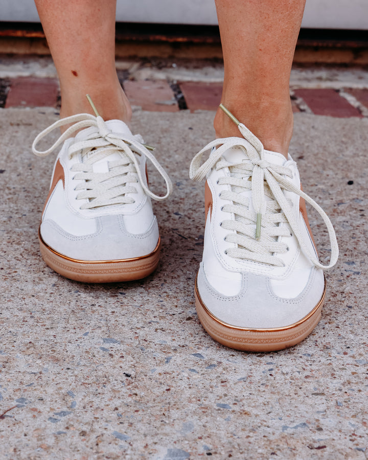 Skechers: Hotshot - Living Luxe in Natural Brown (185405)