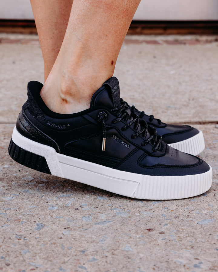 Skechers: Jade in Black (185368)