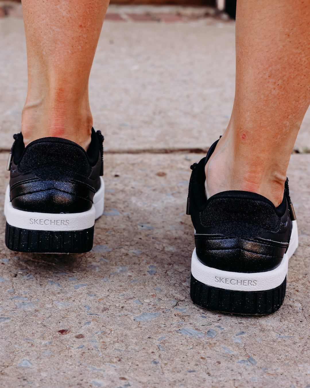Skechers: Jade in Black (185368)