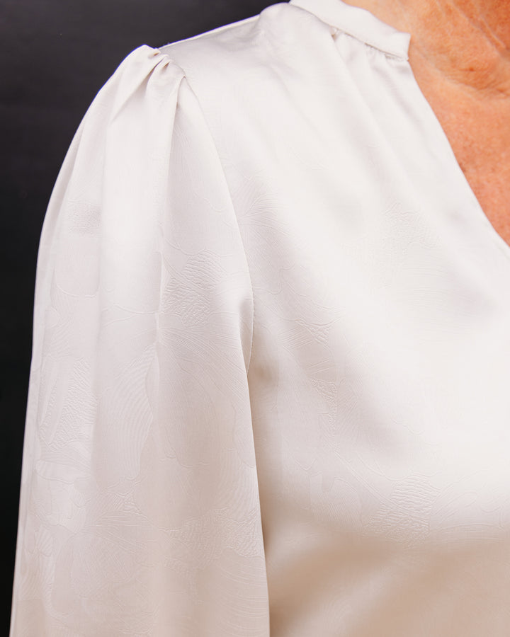 Joy Joy: Split Neck Top in Bone (80J7693)