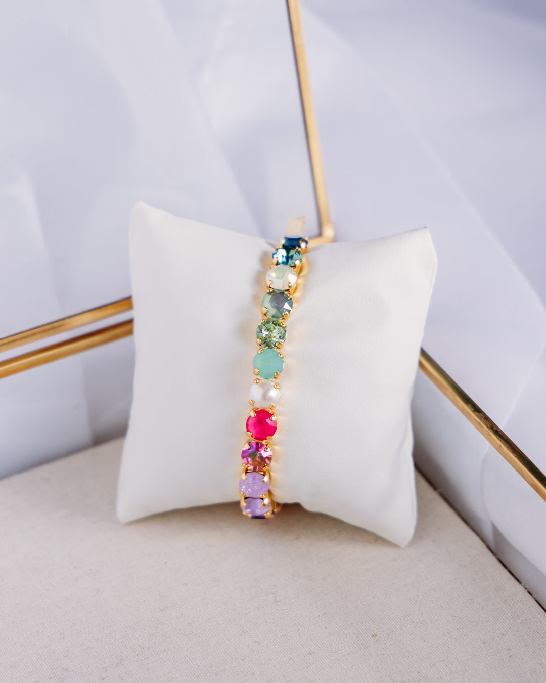 Tova: (B7076FDMIX) Oakland Stretch Bracelet in Fairy Dusty