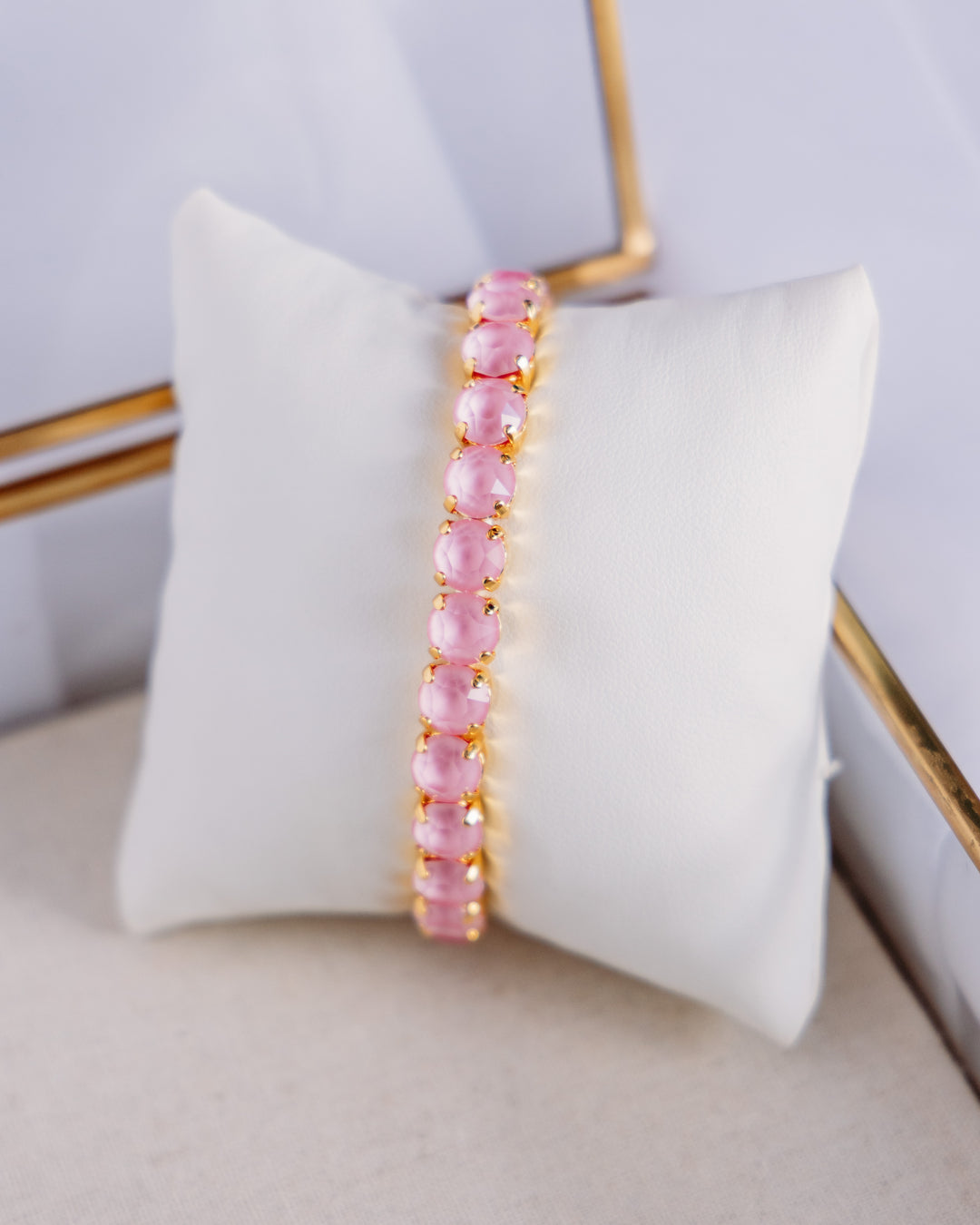 Tova: (B4406M) Izzy Bracelet in Light Rose Glimmer