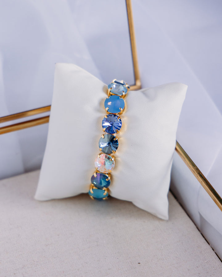 Tova: (B7077FDBM) Croatia Stretch Bracelet in Fairy Dust Mix