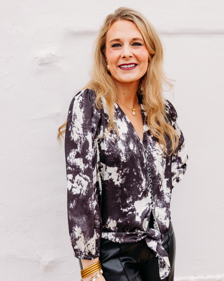 Joy Joy: Tie Front Top in Marbled (80J7534)