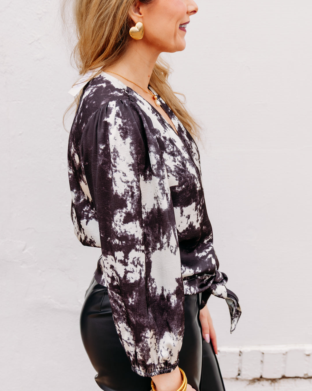 Joy Joy: Tie Front Top in Marbled (80J7534)