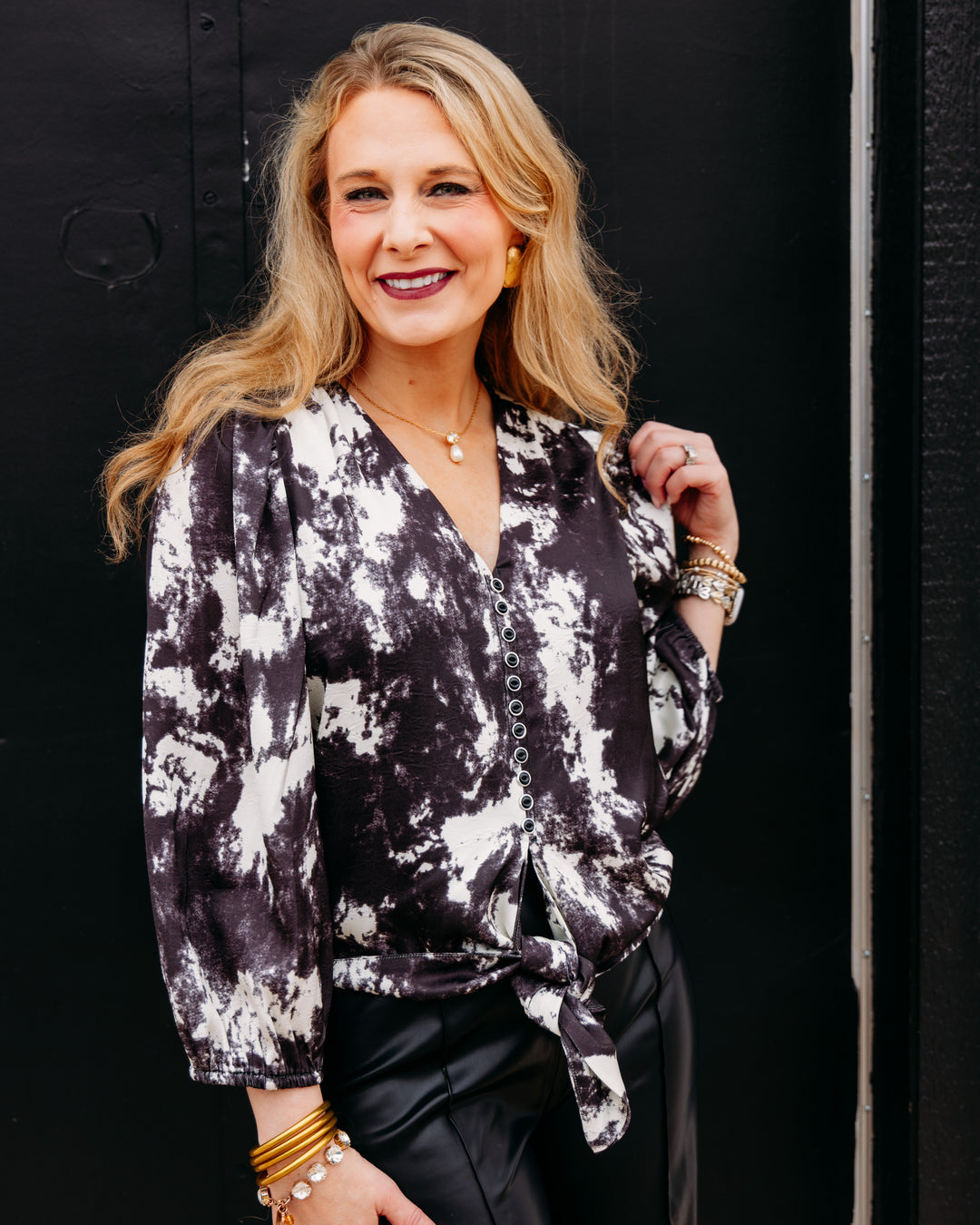 Joy Joy: Tie Front Top in Marbled (80J7534)