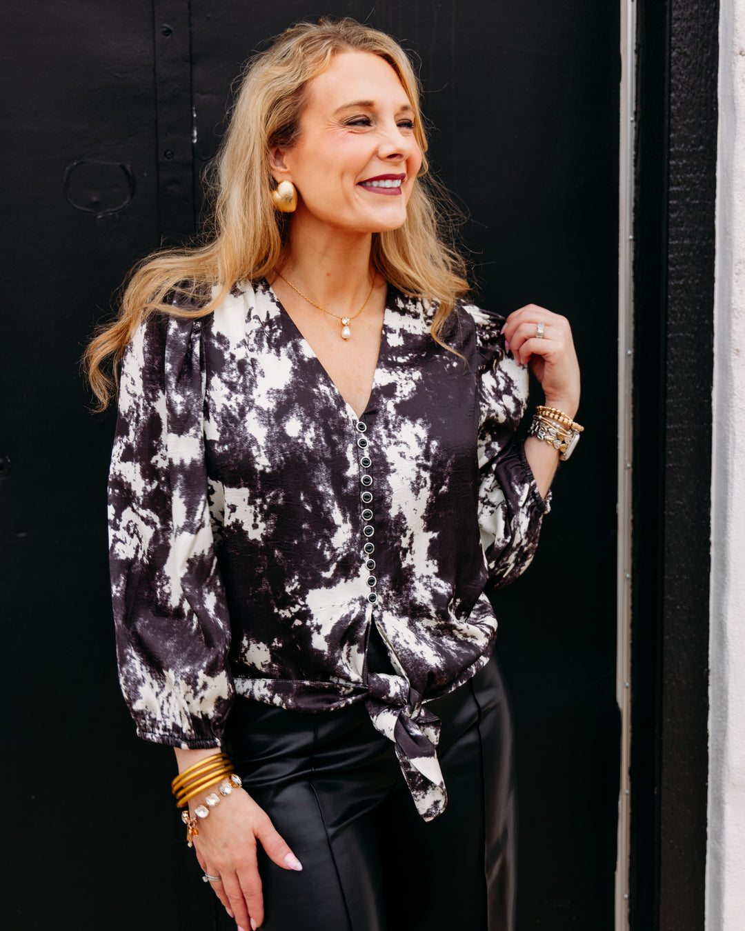 Joy Joy: Tie Front Top in Marbled (80J7534)