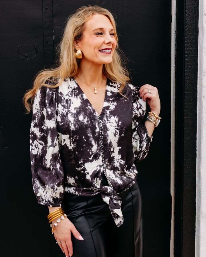 Joy Joy: Tie Front Top in Marbled (80J7534)