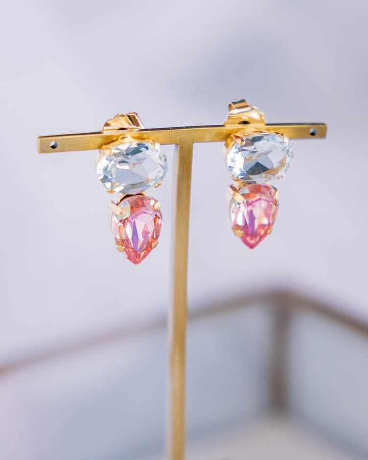 Tova: (E6033) Mini Ally Earrings in Candy Crush