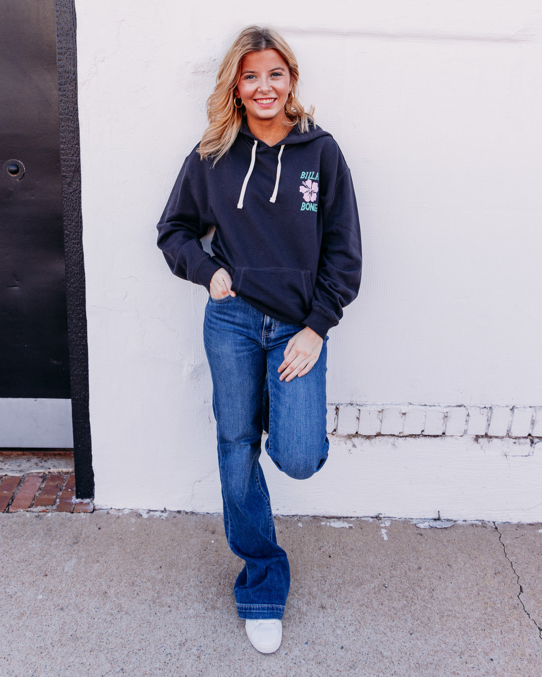 Billabong: Midnight Session Hoodie in Off Black (BL000887W)
