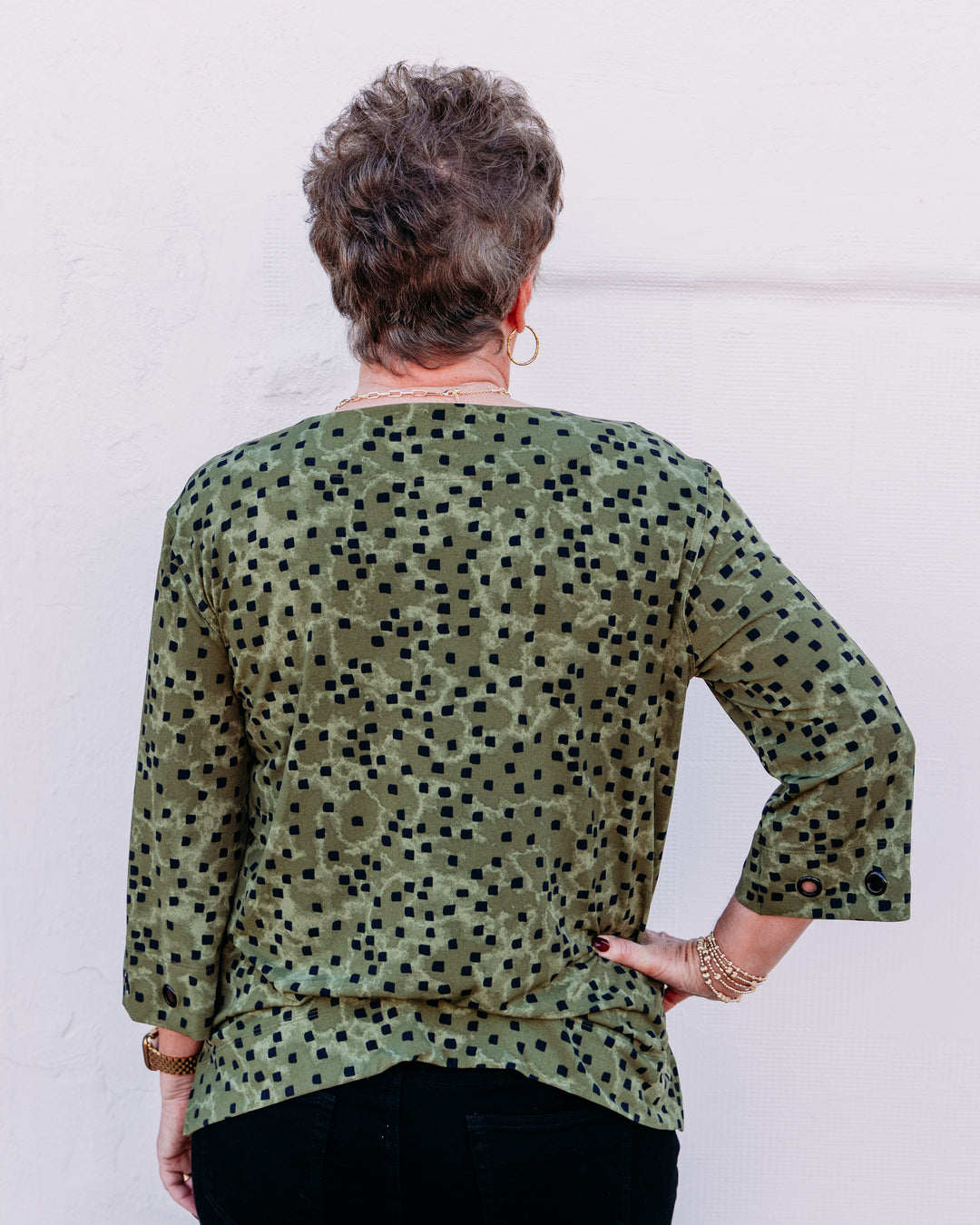 Multiples: 3/4 Slv Scoop Neck Knit Top With Grommet Trim in Olive (M36403TM)