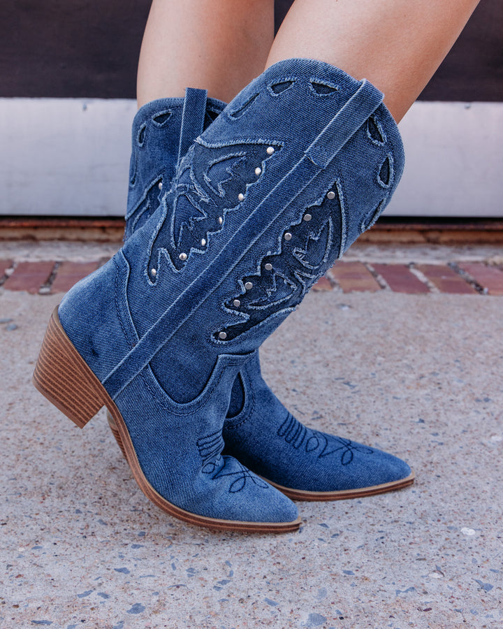 Madden Girl: Saloonn Boots in Denim