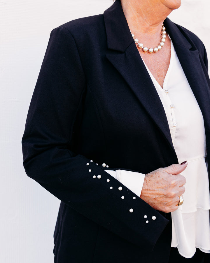 Liverpool: Blazer with Pearl Trim in Black (LMD77M42)