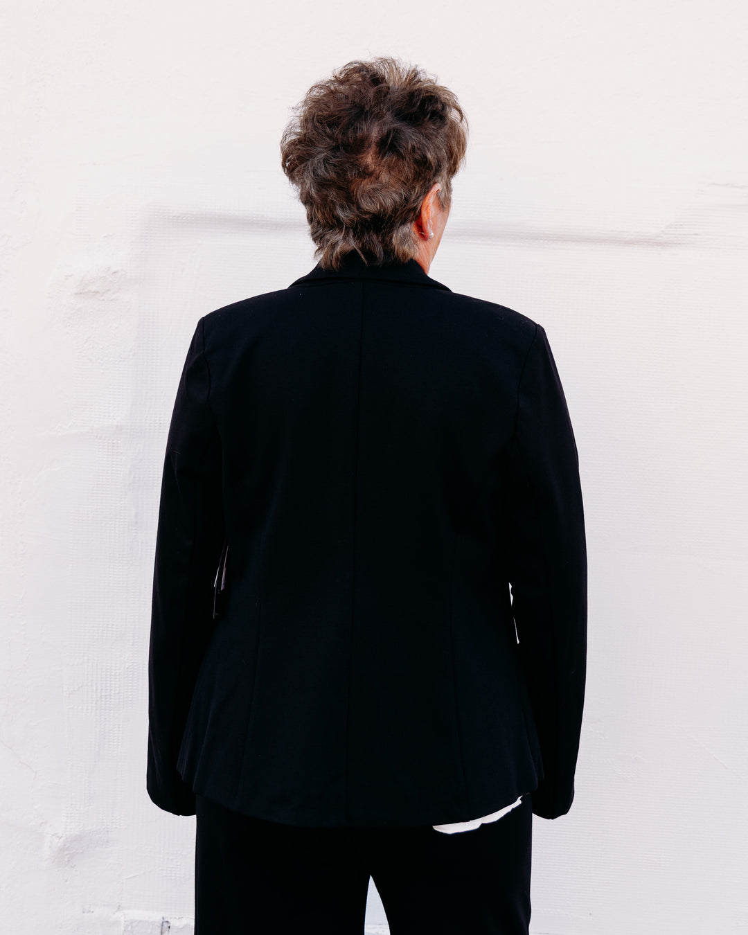 Liverpool: Blazer with Pearl Trim in Black (LMD77M42)