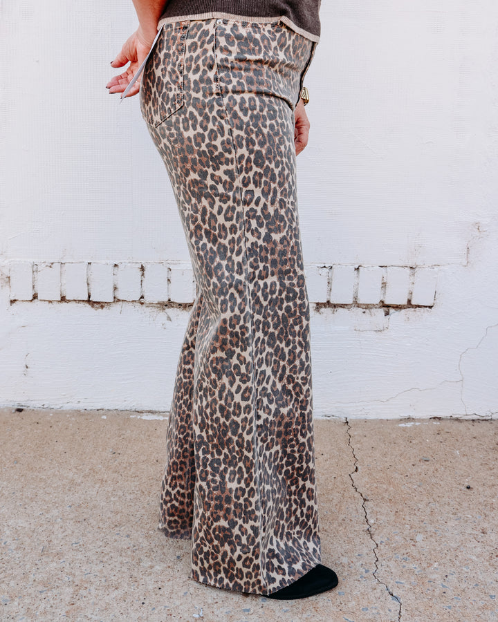 Daze: Far Out Patchpocket High Rise Wide Leg in Cool Cat (D00017191)