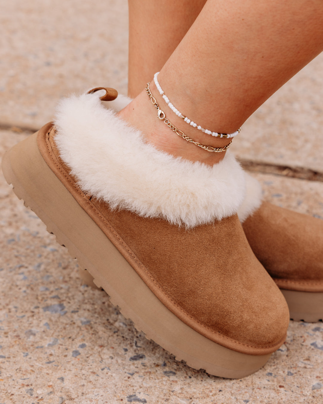 Ugg: Tazzelle Slippers in Chestnut (1171393)